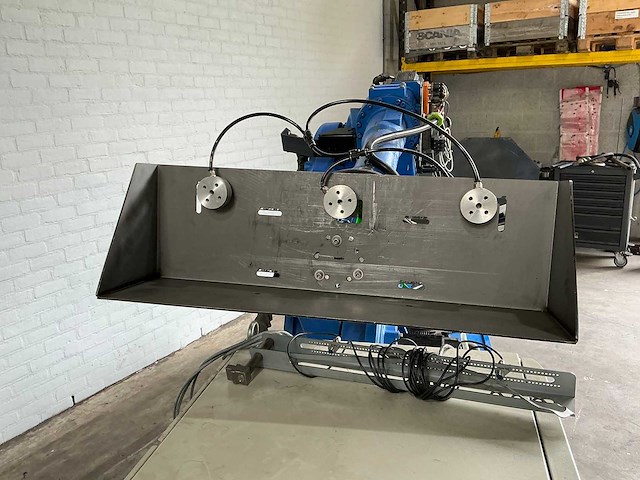 Yaskawa motoman - yr-es165n-b00 - robotic loader - 2007 - afbeelding 10 van  12