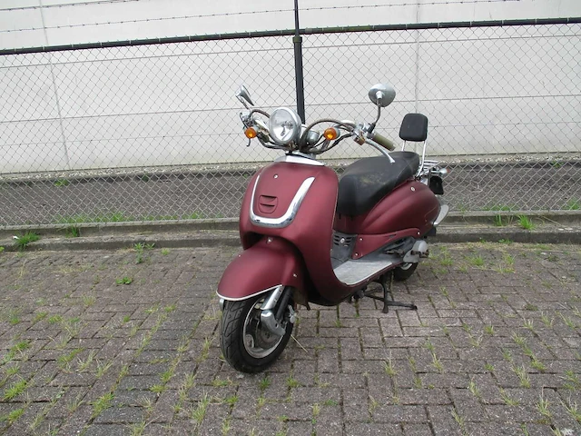 Yiying 25 - snorscooter - sixties / retro - scooter - afbeelding 3 van  10