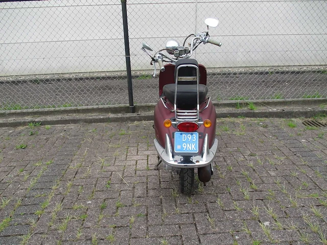 Yiying 25 - snorscooter - sixties / retro - scooter - afbeelding 8 van  10