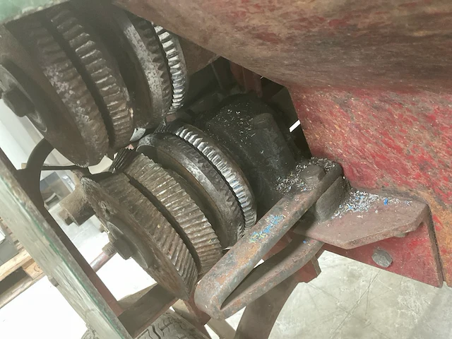 Yngves mekaniska k 74-1 kabelstripmachine - afbeelding 10 van  13