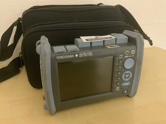 Yokogawa - aq 1200 otdr - glasvezeltester - afbeelding 1 van  5