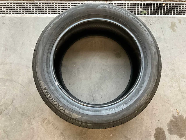 Yokohama "advan sport" 245/50 r18 - afbeelding 3 van  7