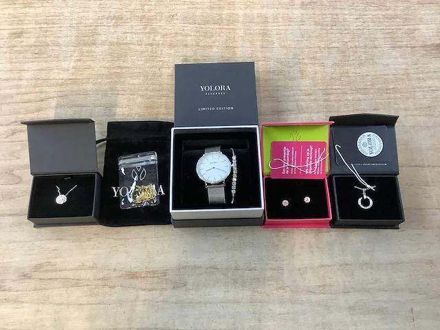 Yolora sieraden (50x) - afbeelding 1 van  4