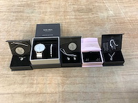 Yolora sieraden (50x) - afbeelding 1 van  4