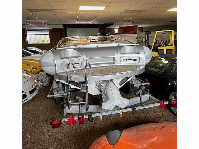 Yp reed sportjet sterling, 7-yg-212 (inclusief trailer) - afbeelding 19 van  32