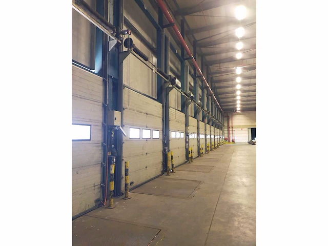Ytong wand panelen 650x15x72cm en rolpoorten - afbeelding 14 van  17