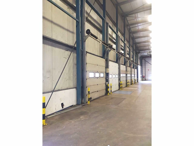 Ytong wand panelen 650x15x72cm en rolpoorten - afbeelding 16 van  17