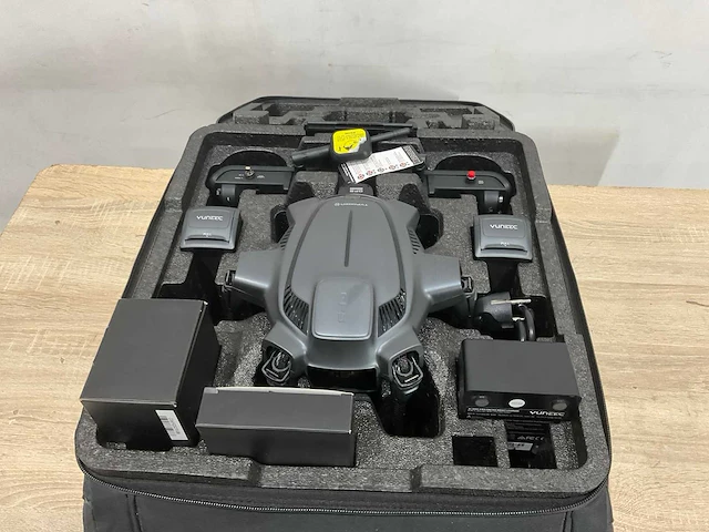 Yuneec typhoon drone - afbeelding 7 van  9
