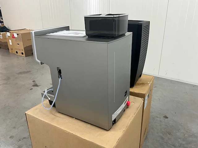 Yunio m12 plus koffiemachine + koppenwarmer - afbeelding 18 van  21