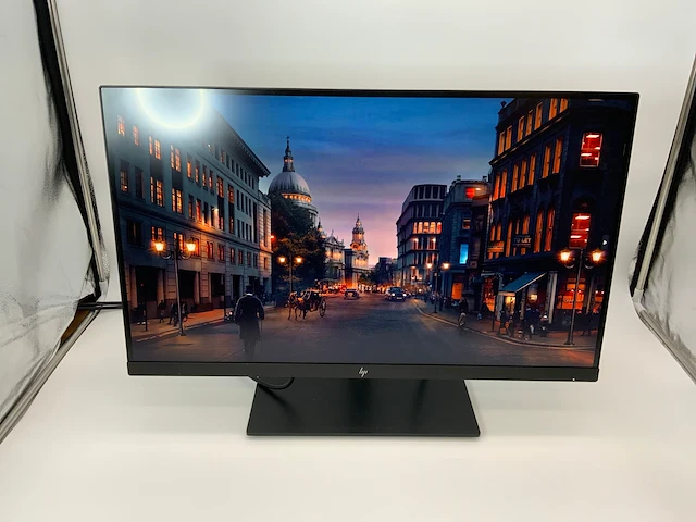 Z27 (2tb68a4) 27”, 3840x2160 (4k) ips monitor - afbeelding 1 van  6