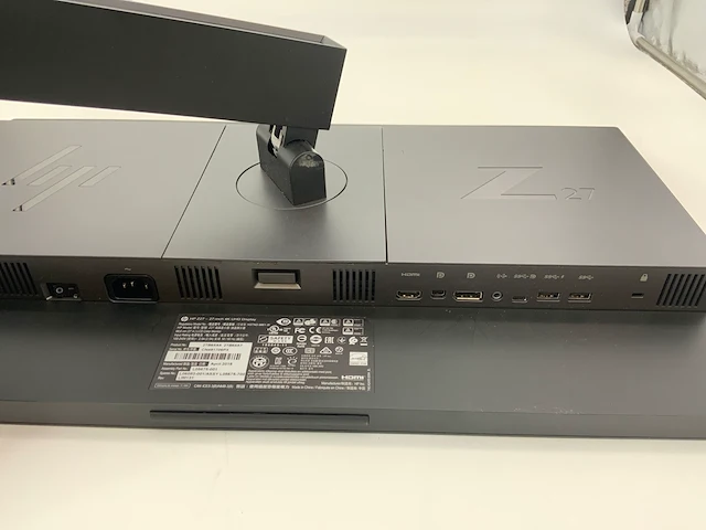 Z27 (2tb68a4) 27”, 3840x2160 (4k) ips monitor - afbeelding 6 van  6