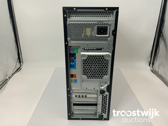 Z440, xeon(r) e5-1650 v4, 64 gb ram, 512 gb nvme (ssd), quadro k1200 workstation - afbeelding 4 van  5