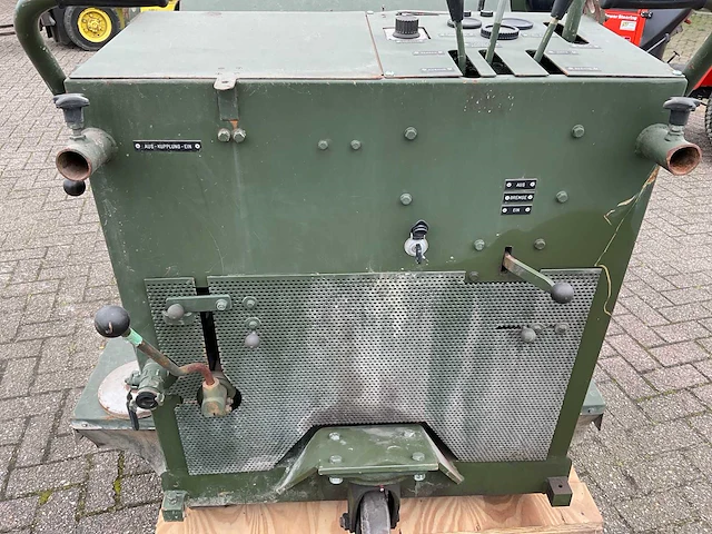 Zaag betonzaagmachine - afbeelding 9 van  10