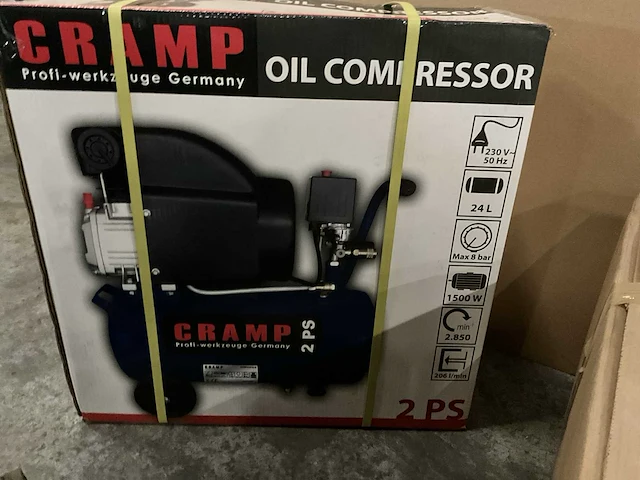 Zaagtafel 230v + luchtcompressor 24l - afbeelding 4 van  5