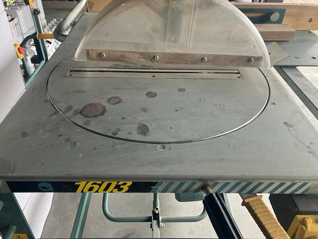 Zaagtafel gjerde - afbeelding 6 van  7