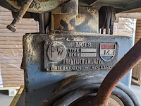 Zaagtafel, moes - afbeelding 12 van  15