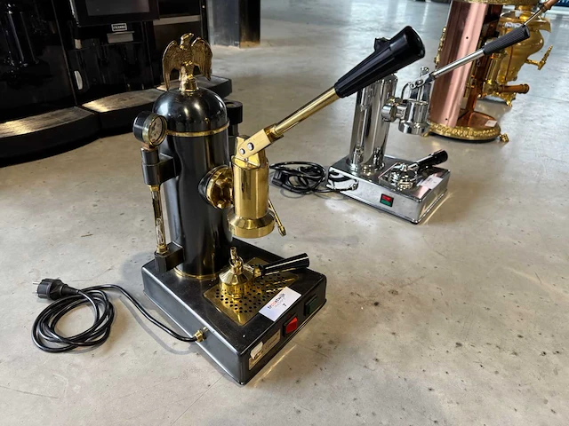 Zacconi - rivera espresso - eagle - espressomachine - afbeelding 1 van  7