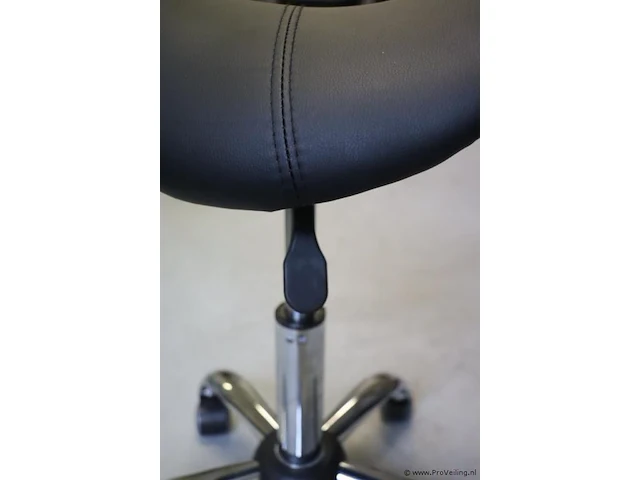 Zadelkruk/tabouret - 54x64cm - afbeelding 3 van  4