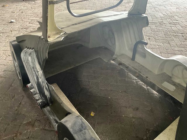 Zandbak & militaire skelder body - afbeelding 7 van  9