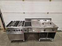 Zanussi - 4-pits fornuis bakplaat en friteuse - bakkooklijn