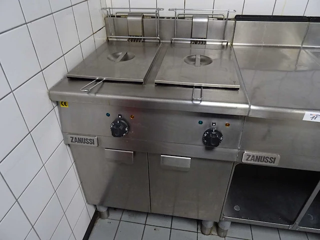 Zanussi - bakwand 6 delig - afbeelding 3 van  10