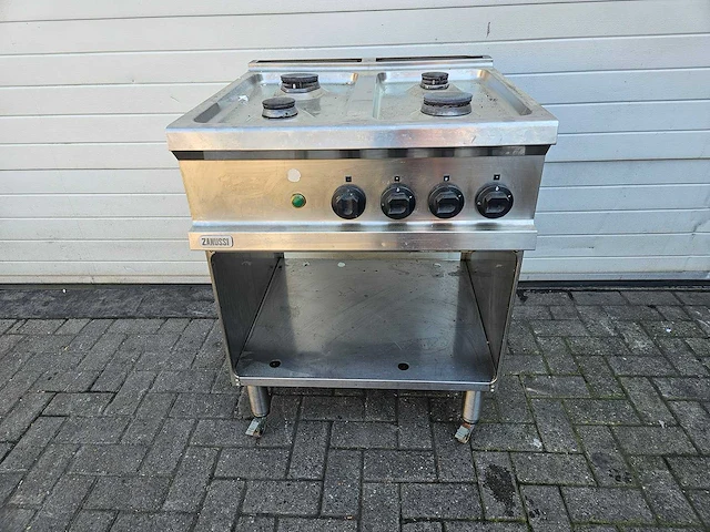 Zanussi - fornuis - afbeelding 1 van  4