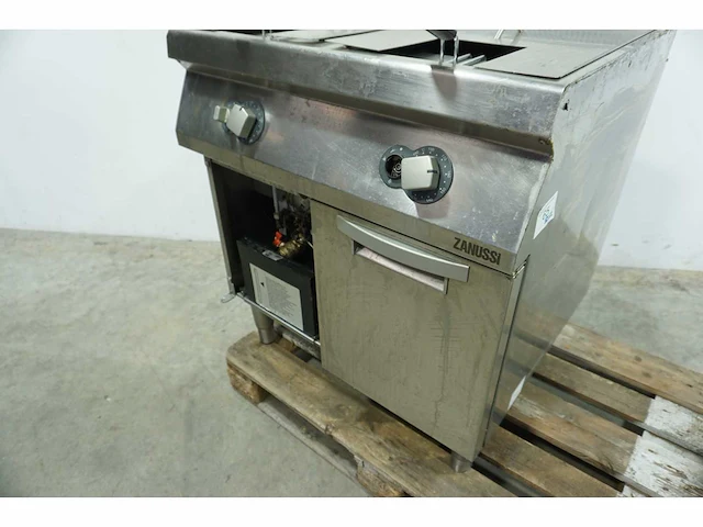 Zanussi - friteuse - afbeelding 3 van  7