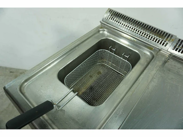 Zanussi - friteuse - afbeelding 5 van  7