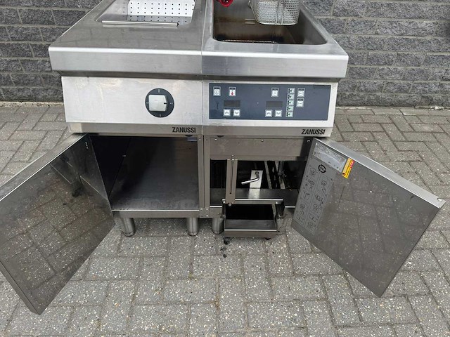 Zanussi - frituur + warmhoudbak - friteuse - afbeelding 4 van  5