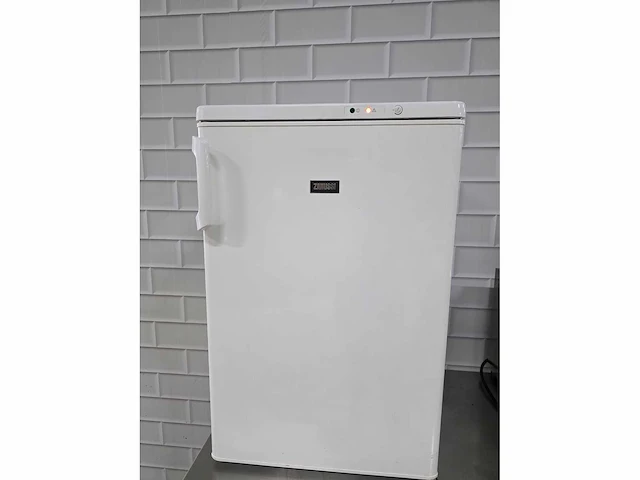 Zanussi - vriezer - afbeelding 2 van  6