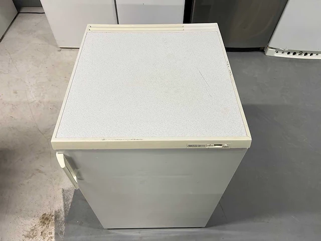 Zanussi - zanussi vriezer + etna koelkast tafelmodel - afbeelding 8 van  14