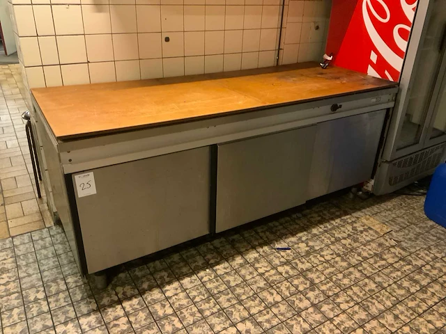 Zanussi bordenwarmhoudkast - afbeelding 1 van  6