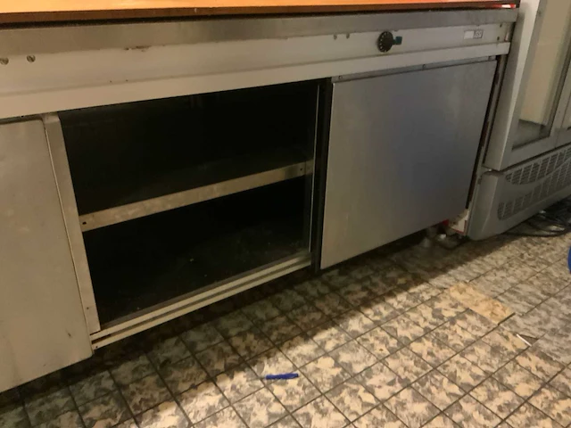 Zanussi bordenwarmhoudkast - afbeelding 5 van  6