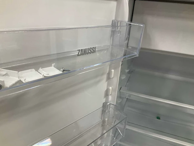 Zanussi bright 20 zean10fs1 inbouw koelkast - afbeelding 4 van  7
