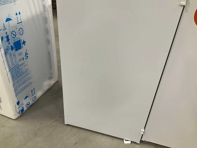 Zanussi bright 20 zean10fs1 inbouw koelkast - afbeelding 7 van  7