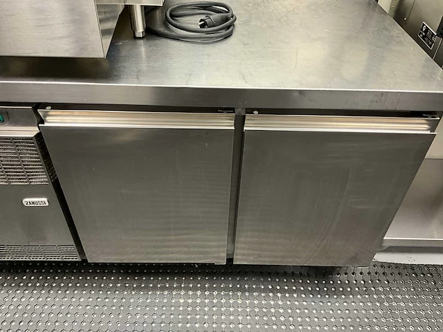 Zanussi koelwerkbank - afbeelding 4 van  9