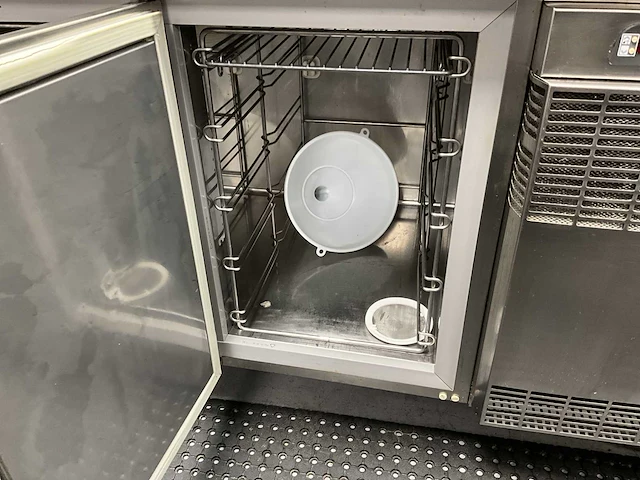 Zanussi koelwerkbank - afbeelding 6 van  9