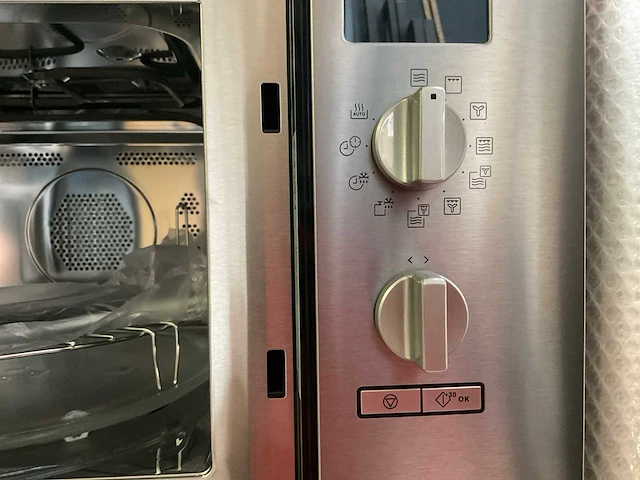 Zanussi m34fb inbouw combi-magnetron - afbeelding 3 van  4