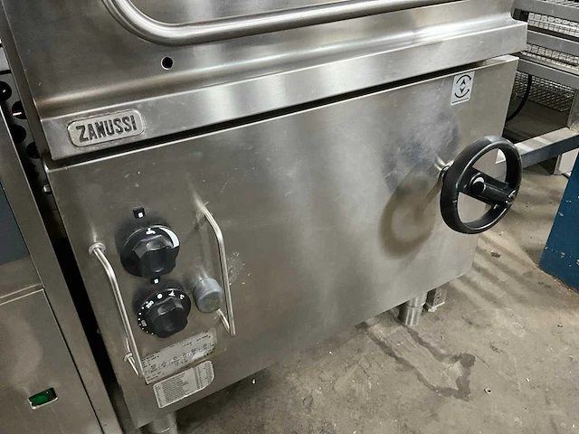 Zanussi mbr/g2fm kantelbare braadslede - afbeelding 6 van  9