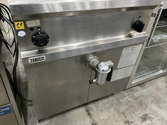 Zanussi mpi/e240 kookketel - afbeelding 6 van  6