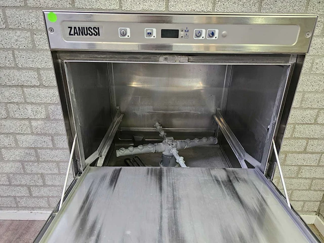Zanussi nuc 3 voorlader vaatwasser - afbeelding 5 van  5