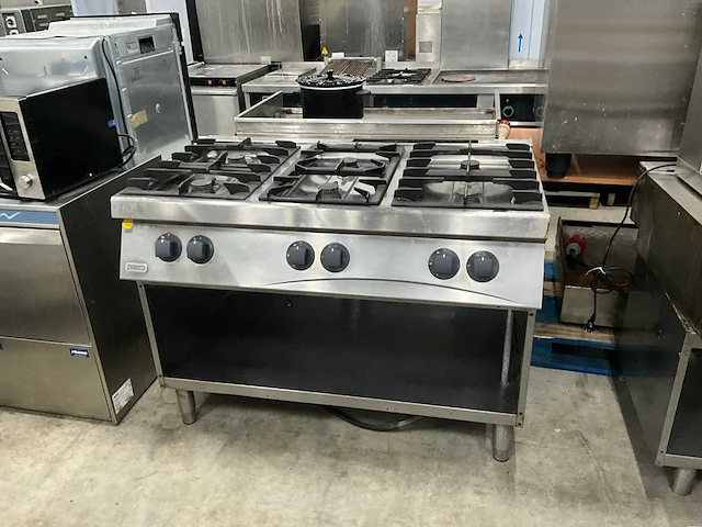 Zanussi pcvg3n gasfornuis - afbeelding 1 van  8