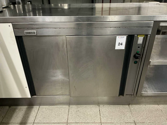 Zanussi warmhoudkast - afbeelding 1 van  5