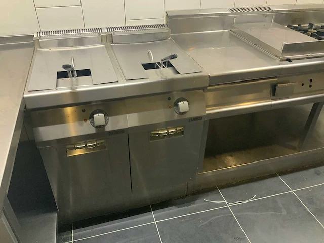 Zanussi z7fred1ffo friteuse - afbeelding 1 van  4