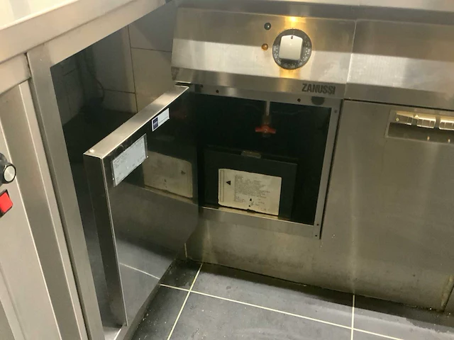Zanussi z7fred1ffo friteuse - afbeelding 4 van  5