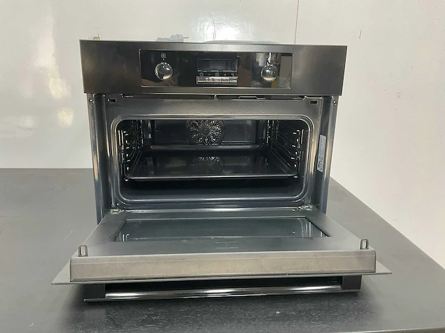 Zanussi zkc47902bu combi magnetron/oven met heteluchtfunctie - afbeelding 3 van  5