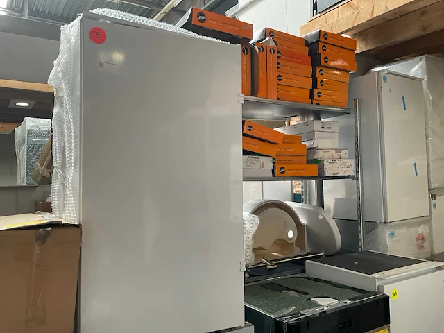 Zanussi zrak10fs3 inbouw koelkast - afbeelding 2 van  8
