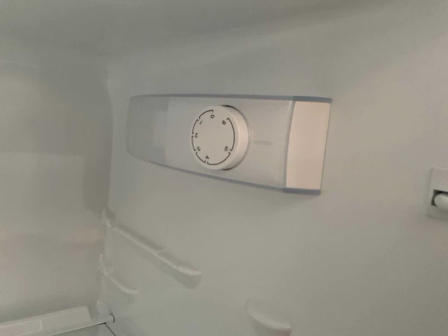 Zanussi zrak10fs3 inbouw koelkast - afbeelding 6 van  8