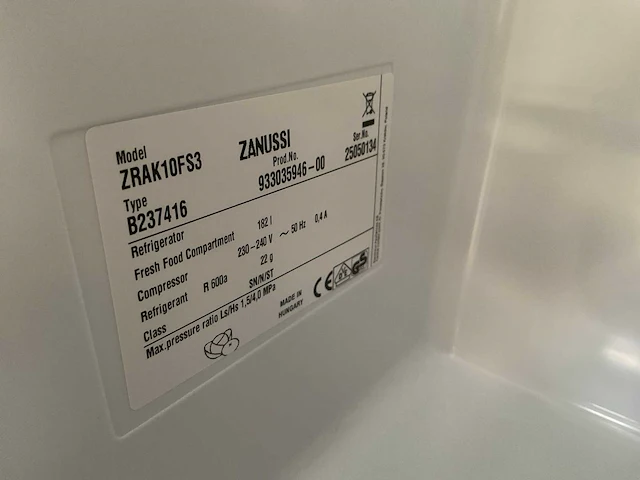 Zanussi zrak10fs3 inbouw koelkast - afbeelding 7 van  8