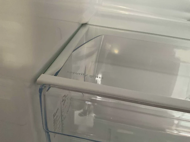 Zanussi zrak10fs3 inbouw koelkast - afbeelding 8 van  8